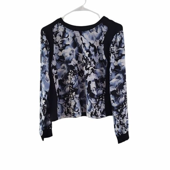 Forever21 Long Sleeves Floral Blouse - Picture 2 of 11
